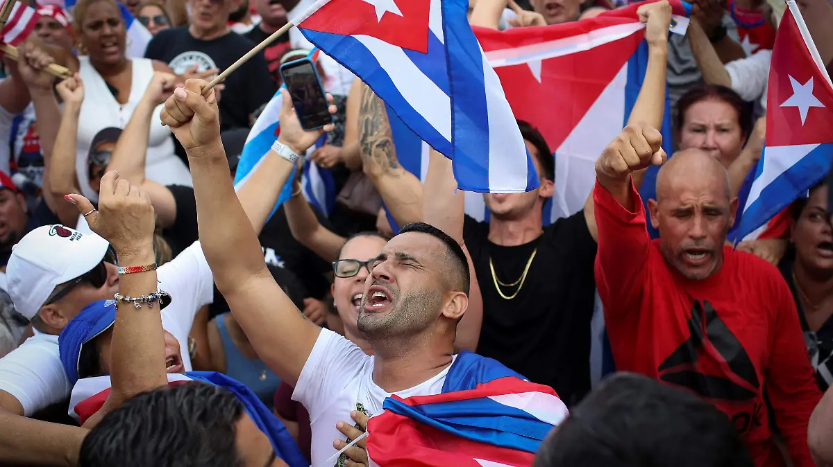 Cuba permite la entrada de medicamentos y comida